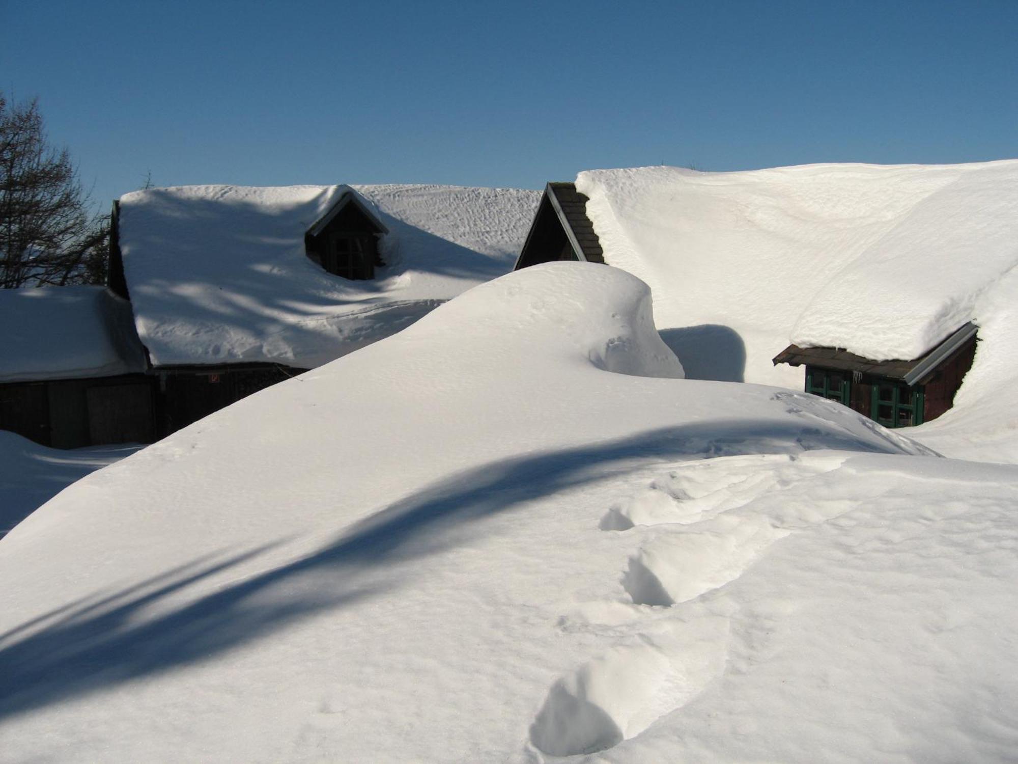 Heidi'S Schlummerkiste Am Fuss Der Teichalm Breitenau am Hochlantsch Exteriör bild