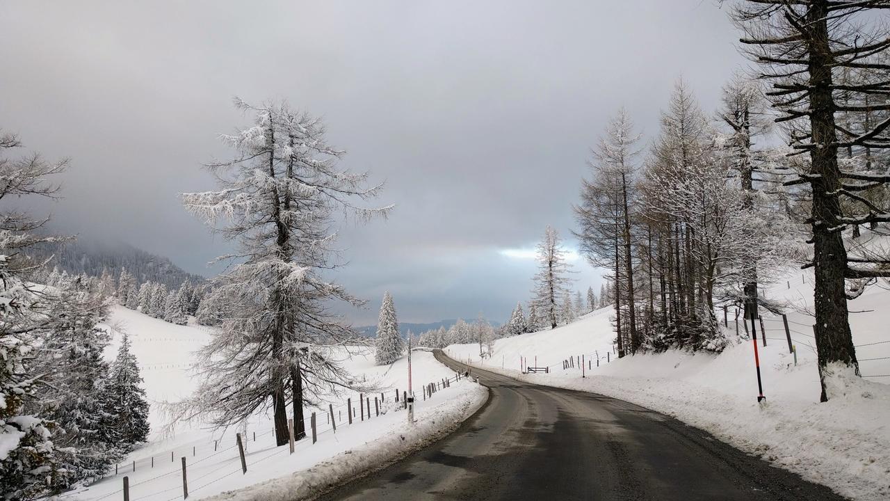 Heidi'S Schlummerkiste Am Fuss Der Teichalm Breitenau am Hochlantsch Exteriör bild
